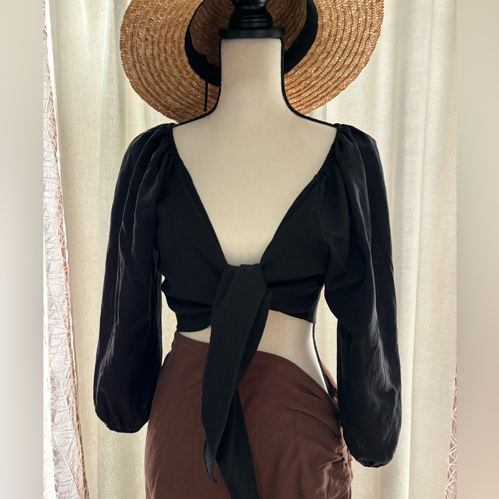 Top - Picture 3 of 4